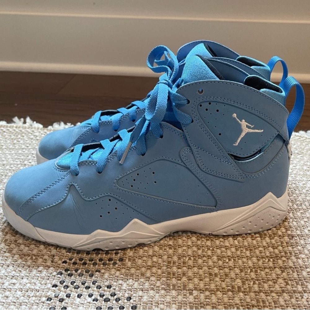 Air Jordan 7 Retro 'Pantone'